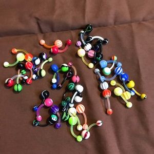 ‼️Bundle item only‼️ Lot of plastic belly rings